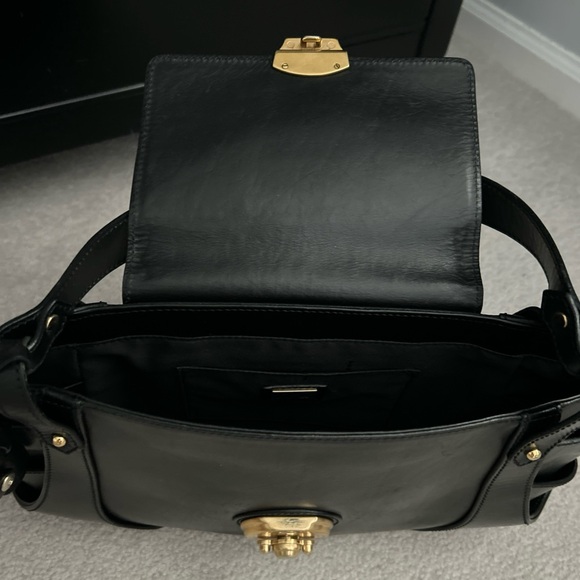 FENDI Y2K Grande Tuc Nero Black Leather Gold Lock Bag - Picture 7 of 12